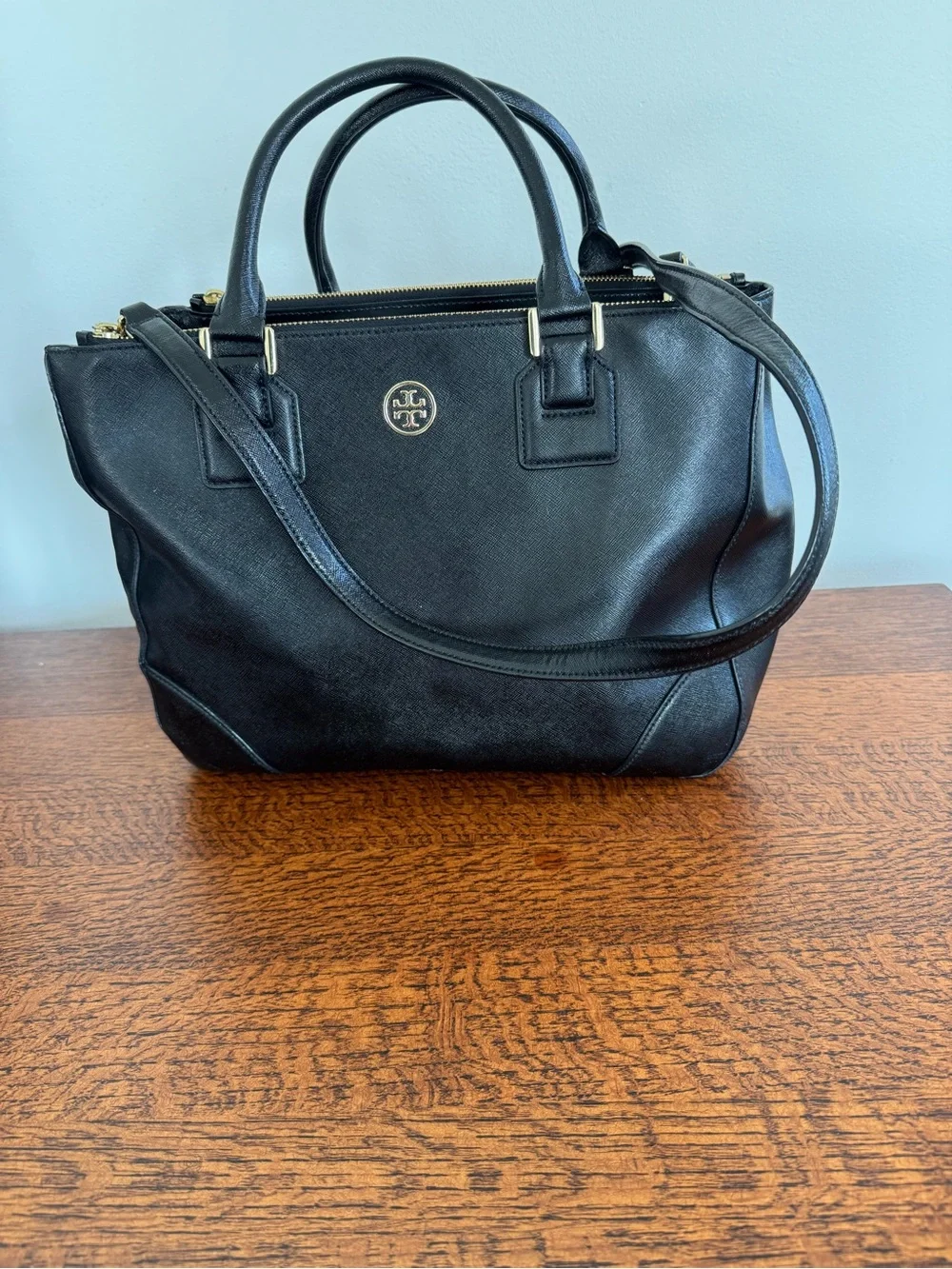 Tory Burch Robinson Double Zip Tote - Saffiano Leather